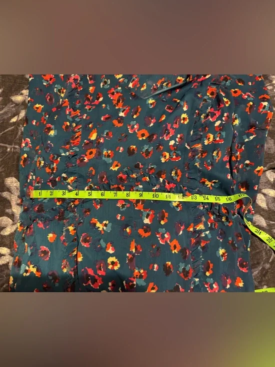 Blue Leopard Midi Dress
Jason Wu - Picture 10 of 12